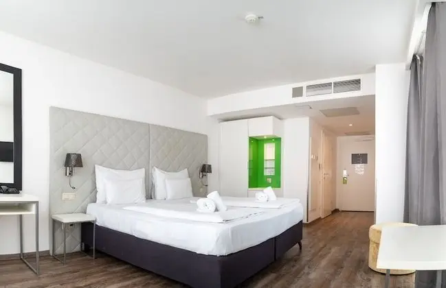 Superior Double Room Ensuite with Terrace