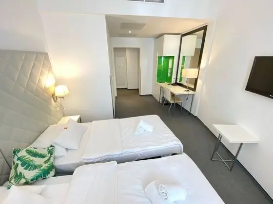 Twin Room Ensuite