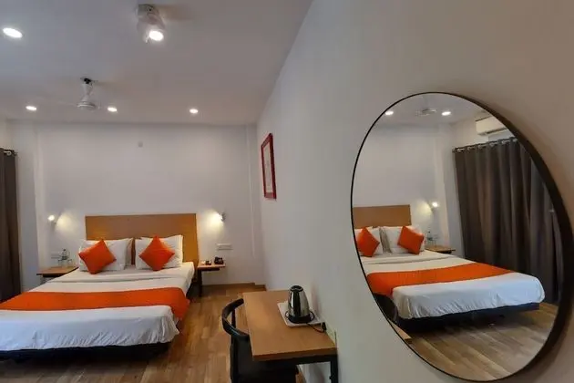 Business Oda, 1 En Büyük (King) Boy Yatak, Şehir Manzaralı