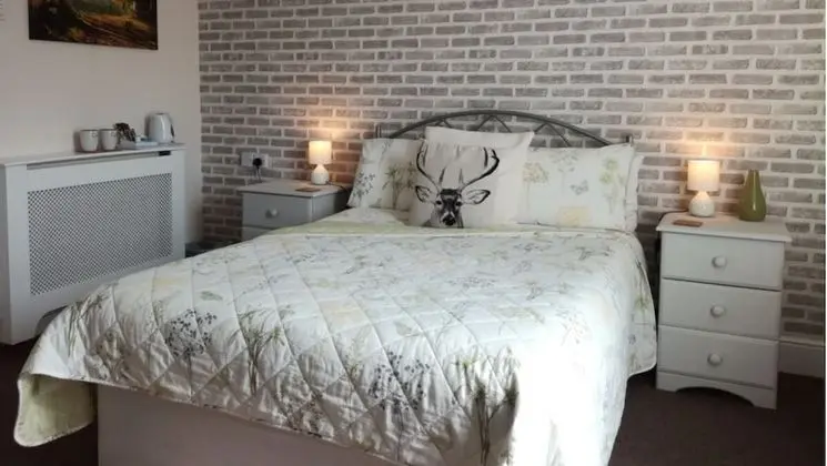 Tek Büyük Yataklı Oda