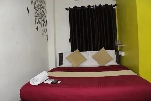 Deluxe Tek Büyük Yataklı Oda, 1 Yatak Odası, Sigara İçilebilir