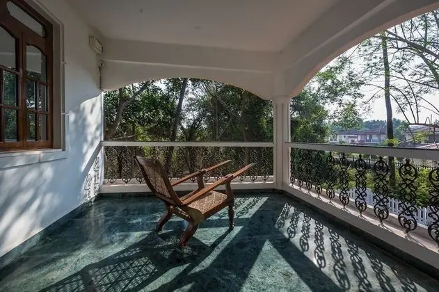 Villa, 1 Büyük (Queen) Boy Yatak, Sigara İçilmez