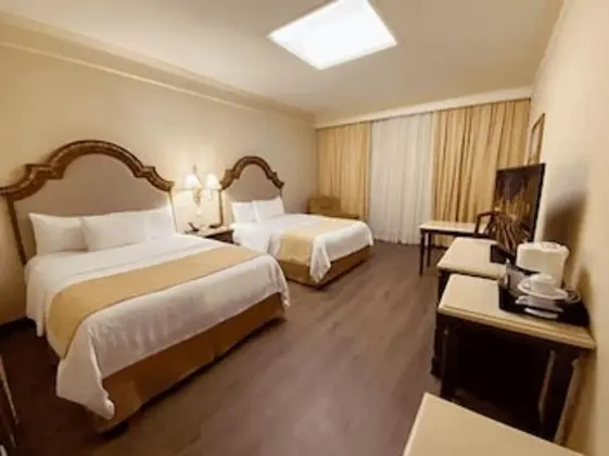 Deluxe Tek Büyük Yataklı Oda, 2 Çift Kişilik Yatak