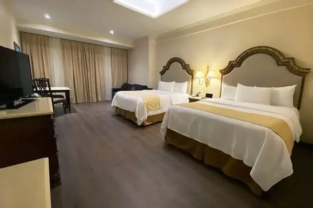 Deluxe Tek Büyük Yataklı Oda, 2 Çift Kişilik Yatak