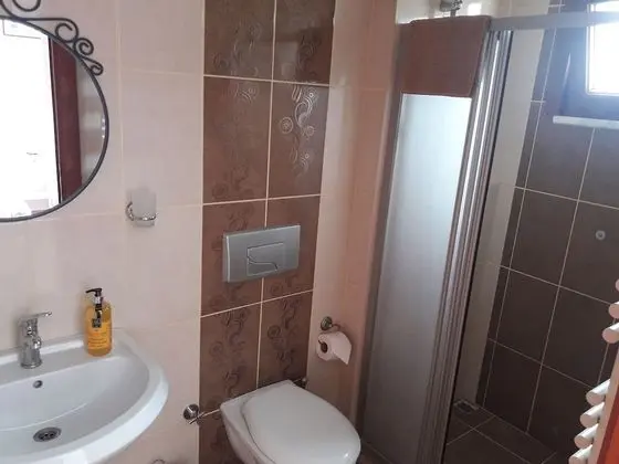 Basic Tek Büyük Yataklı Oda