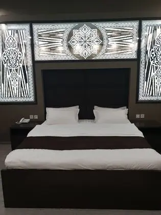 Signature Süit, 1 En Büyük (King) Boy Yatak