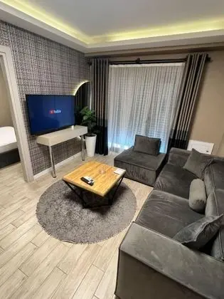 Suite, Manzarasız, Balkonlu