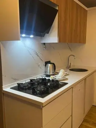 Suite, Manzarasız, Balkonlu