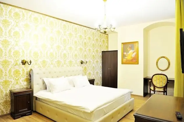 Deluxe Tek Büyük Yataklı Oda