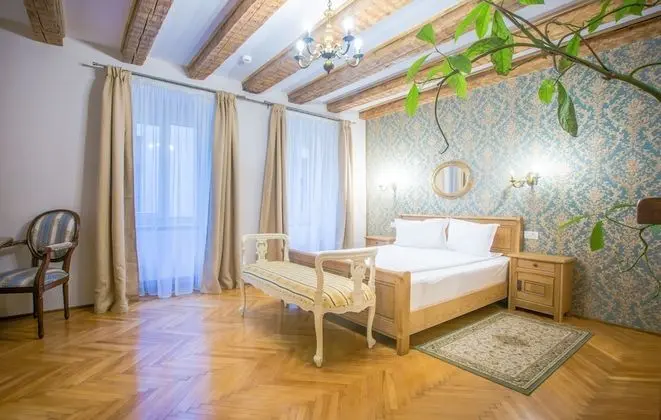Junior Süit