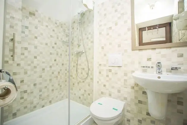Superior Tek Büyük Yataklı Oda