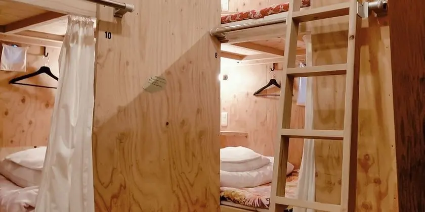 Ortak Ranzalı Oda, Sadece kadınlar için