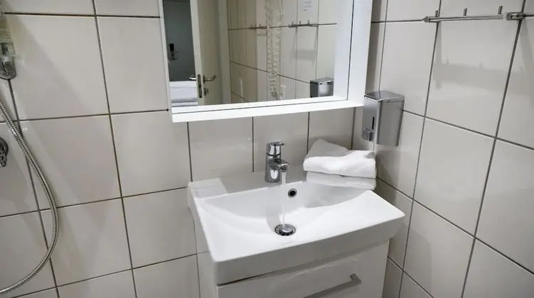 Standard Dört Kişilik Oda, Özel Banyo (2 Twin Beds and 2 Sofa Beds)