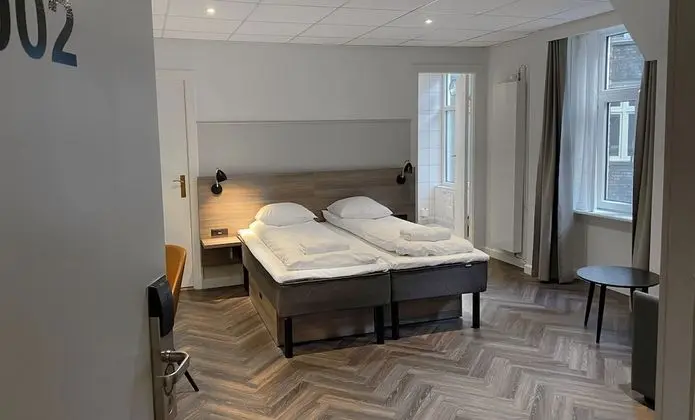 Standard Dört Kişilik Oda, Özel Banyo (Double Bed and 2 Sofa Beds)