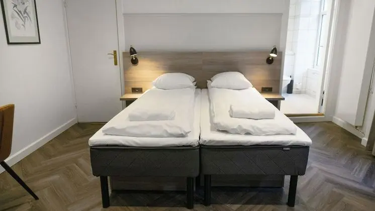 Standard Dört Kişilik Oda, Özel Banyo (Double Bed and 2 Sofa Beds)