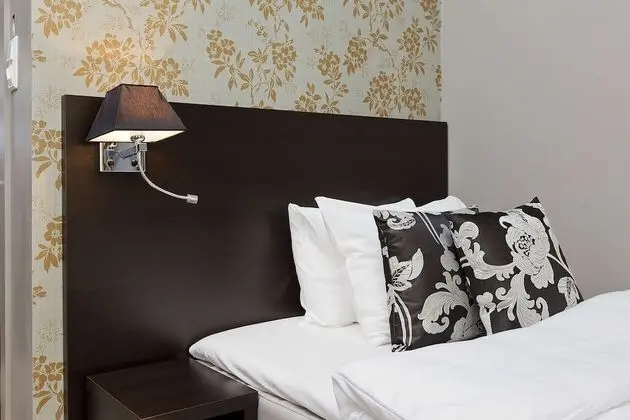 Standard Oda, 1 Tek Kişilik Yatak, Sigara İçilmez