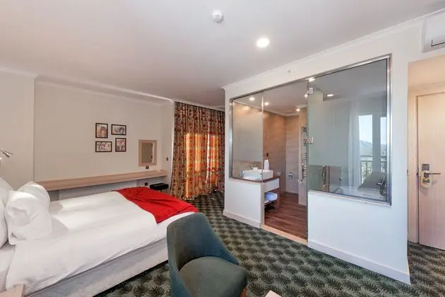 Suite, Dağ Manzaralı
