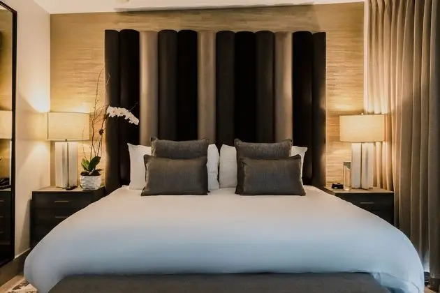 Çatı Katı Süiti (Penthouse) (Sagamore Penthouse West)