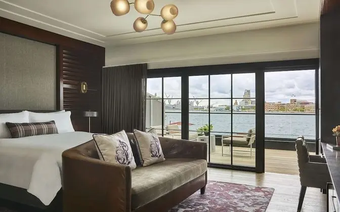 Deluxe Oda, 1 En Büyük (King) Boy Yatak, Balkon