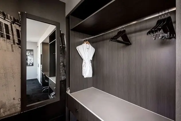 Deluxe Oda, 1 En Büyük (King) Boy Yatak, Küvet, Şehir Manzaralı (Deluxe King City View)