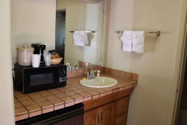 Deluxe Oda, Birden Çok Yatak (Deluxe Fireplace Room (No Pets))