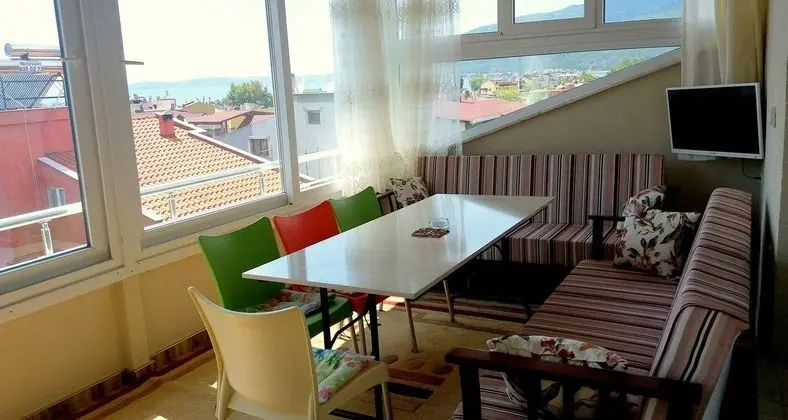 Aile Odası - Deniz Manzaralı