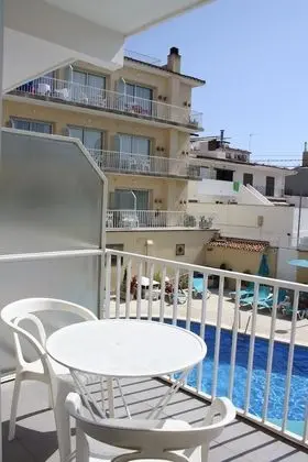 Tek Büyük Yataklı Oda, Balkon