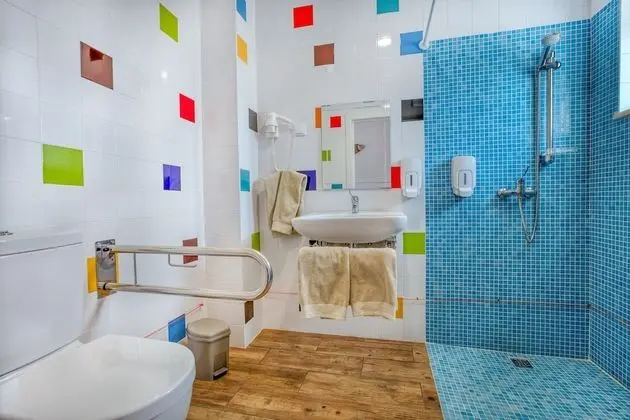 İki Ayrı Yataklı Oda, Özel Banyo