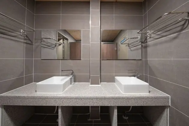 Ortak Ranzalı Oda, Sadece erkekler için (4 persons)