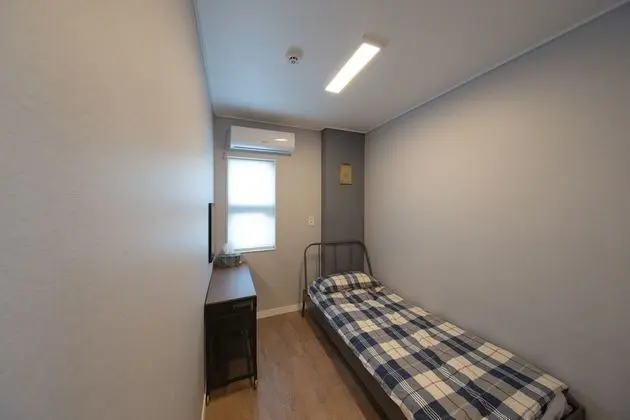 Tek Kişilik Oda, Ortak Banyo