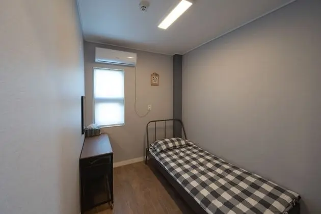 Tek Kişilik Oda, Ortak Banyo