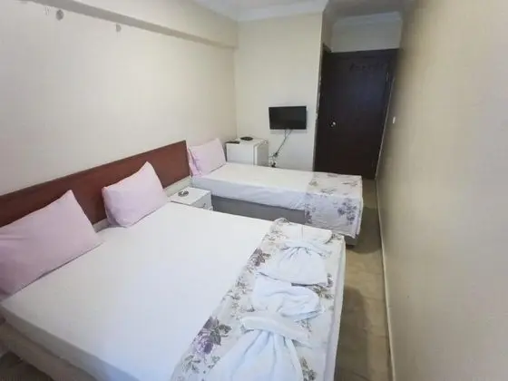 Triple,şehir Manzaralı,klimalı
