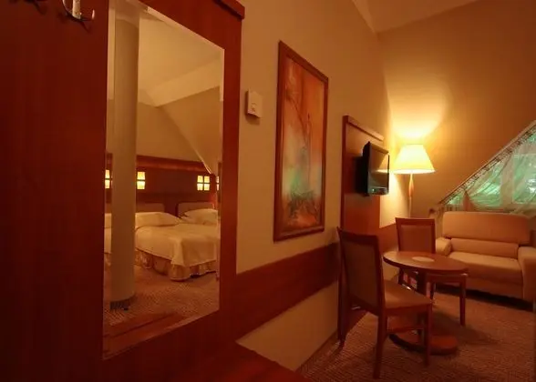 Comfort Tek Büyük veya İki Ayrı Yataklı Oda