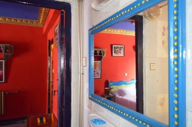 Standard Tek Büyük Yataklı Oda, 1 Çift Kişilik Yatak, Sigara İçilebilir, Şehir Manzaralı