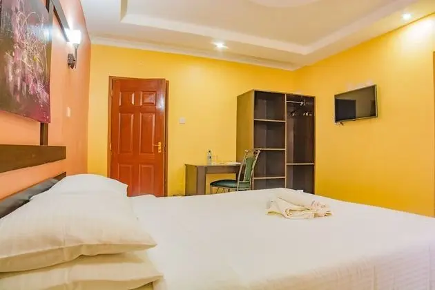 Standard Tek Büyük veya İki Ayrı Yataklı Oda