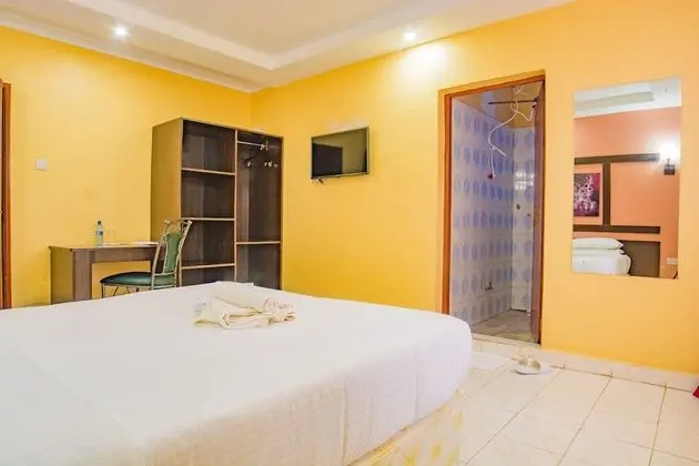 Standard Tek Büyük veya İki Ayrı Yataklı Oda