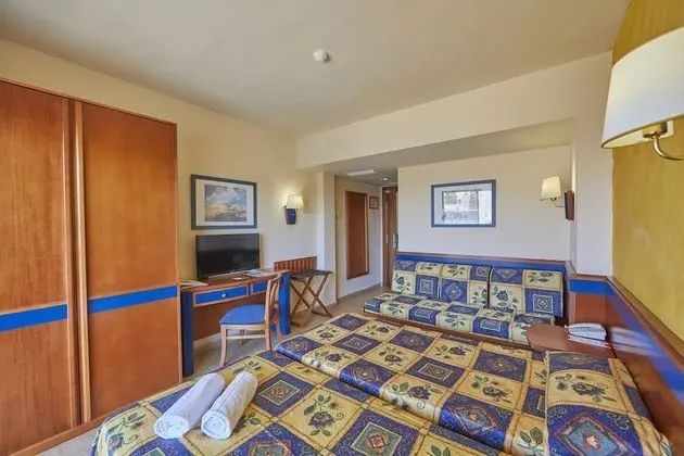 Üç Kişilik Oda (2 Adults + 1 child)