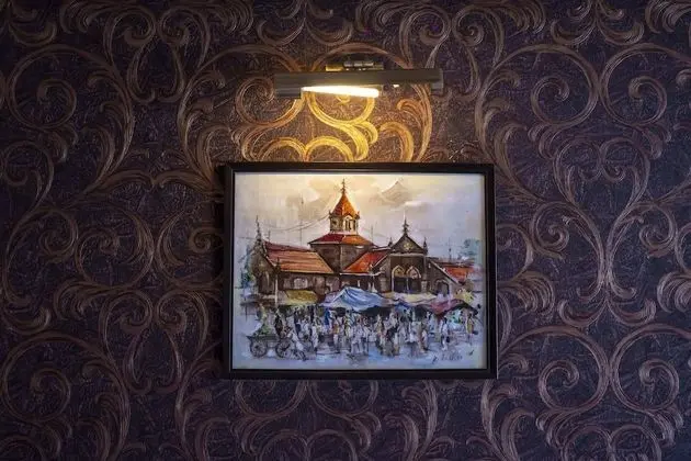 Deluxe AC Room
