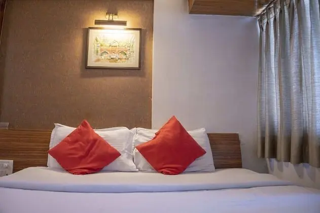 Executive AC Room