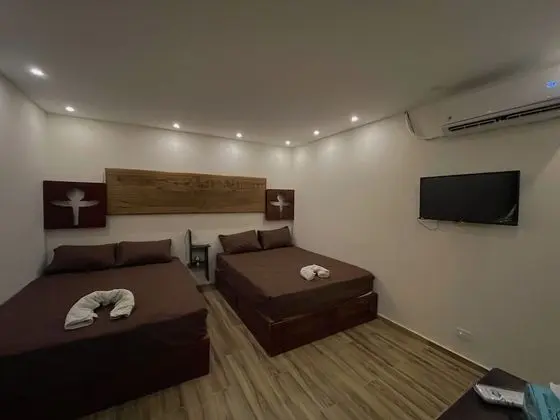 Deluxe Dört Kişilik Oda