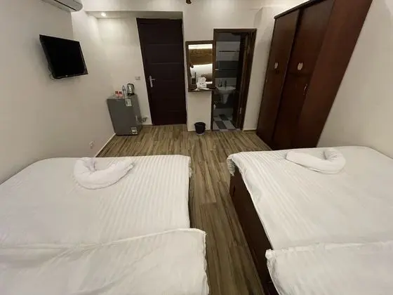 Deluxe Dört Kişilik Oda
