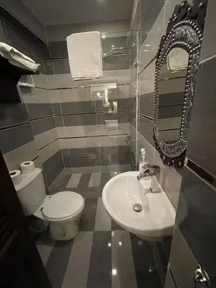 Deluxe Dört Kişilik Oda