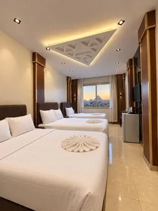 Deluxe Üç Kişilik Oda