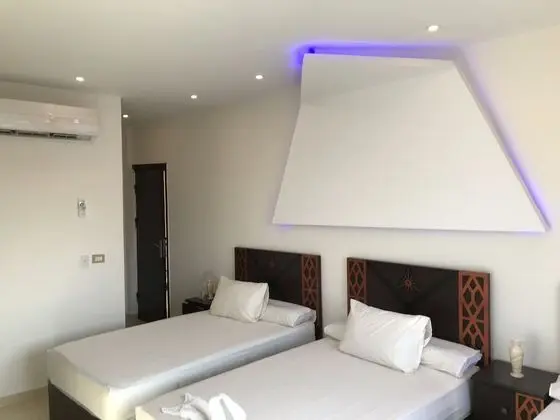 Deluxe Üç Kişilik Oda