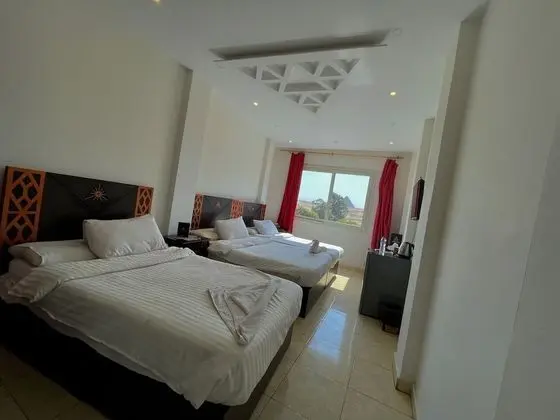 Deluxe Üç Kişilik Oda