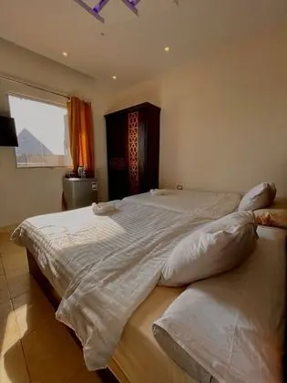Tek Büyük veya İki Ayrı Yataklı Oda