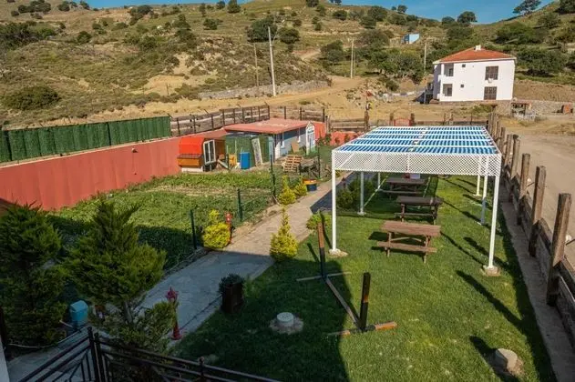 Aile Suiti, Bahçe Manzaralı