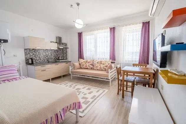 Aile Suiti, Bahçe Manzaralı