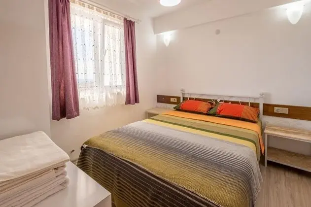 Aile Suiti, Kısmi Deniz Manzaralı