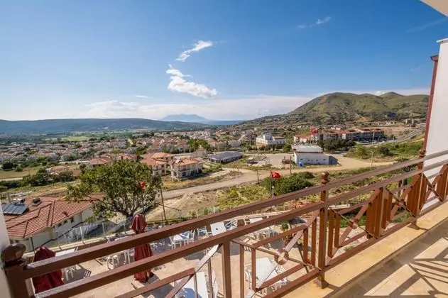 Aile Suiti, Kısmi Deniz Manzaralı